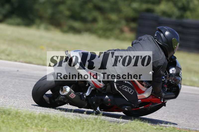 /44 09.08.2025 Plüss Moto Sport ADR/Einsteiger/unklar backside